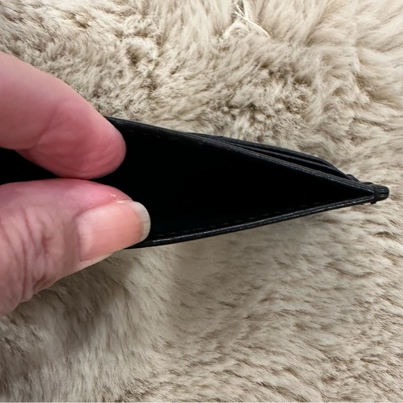 Gucci GG Marmont Black leather card case in excellent condition - Picture 4 of 13